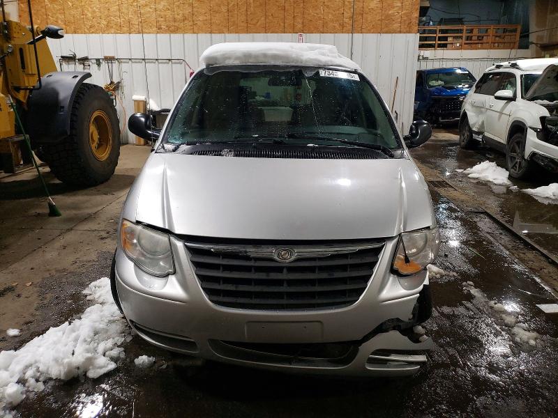 2006 Chrysler Town & Cou მანქანა იყიდება აუქციონზე, vin: 2A4GP44R36R717687, აუქციონის ნომერი: 73438305