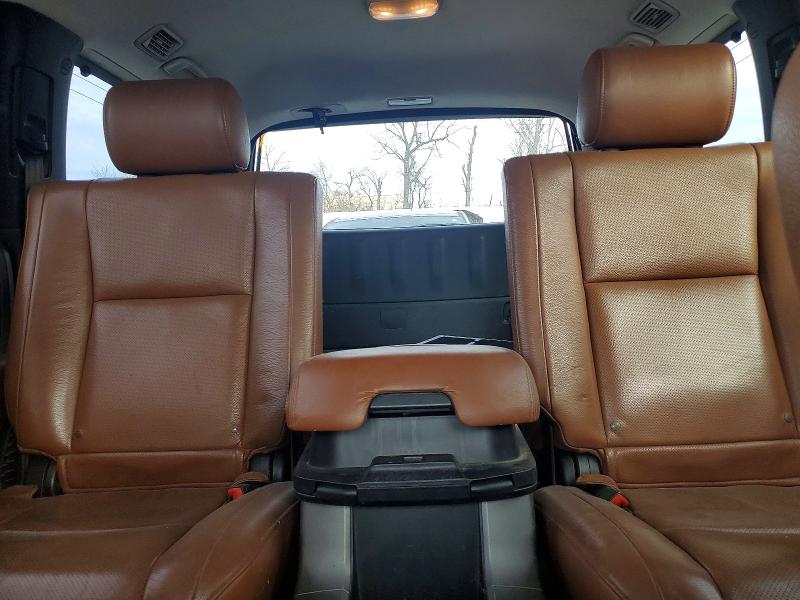 Продажа на аукционе авто 2010 Toyota Sequoia, vin: 5TDDW5G17AS027111, номер лота: 98999505