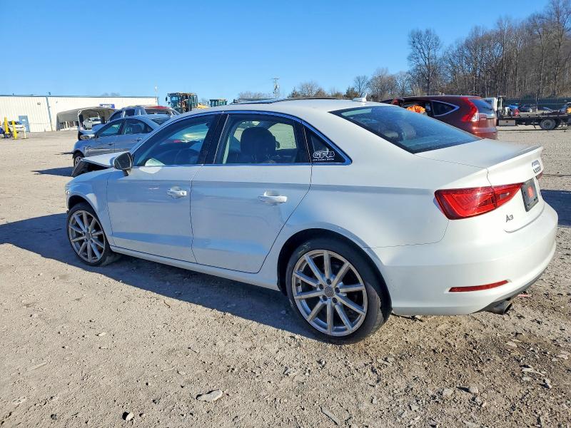Продажа на аукционе авто 2015 Audi A3, vin: WAUEFGFFXF1010883, номер лота: 73068295