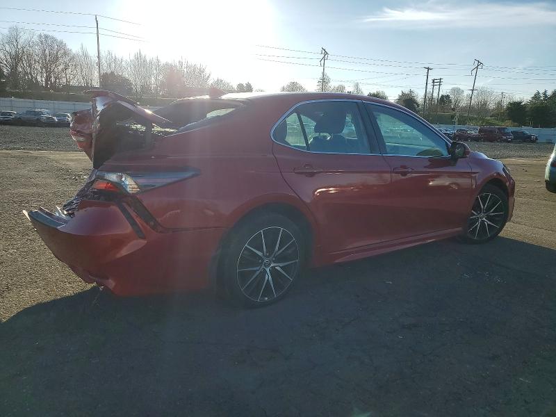 Продажа на аукционе авто 2022 Toyota Camry, vin: 4T1T11AK2NU014820, номер лота: 97892975