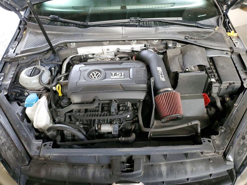 Продажа на аукционе авто 2017 Volkswagen Golf R, vin: WVWVF7AU2HW032777, номер лота: 74423135