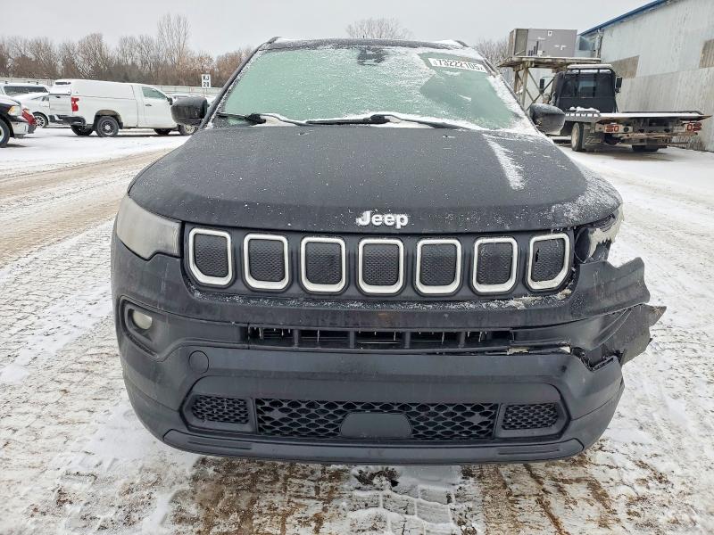 73222105 :رقم المزاد ، 3C4NJDFB7NT142214 vin ، 2022 Jeep Compass مزاد بيع