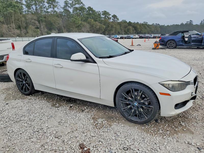 72273865 :رقم المزاد ، WBA3A5G53FNS90588 vin ، 2015 Bmw 328 مزاد بيع