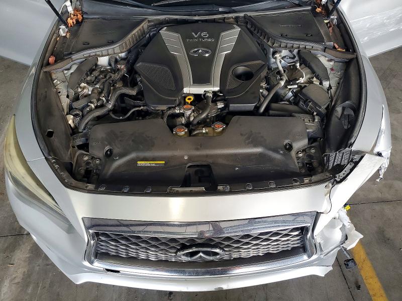 98891105 :رقم المزاد ، JN1EV7AP8JM357595 vin ، 2018 Infiniti Q50 Luxe مزاد بيع