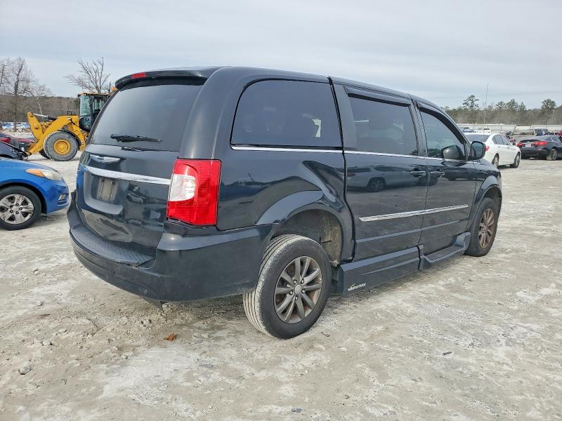 2015 Chrysler Town & Country მანქანა იყიდება აუქციონზე, vin: 2C4RC1HGXFR534725, აუქციონის ნომერი: 75369165
