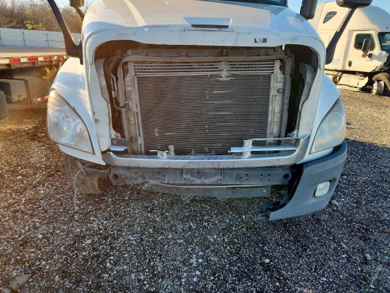 2016 Freightliner Cascadia 125 მანქანა იყიდება აუქციონზე, vin: 3AKJGLD6XGSGY6539, აუქციონის ნომერი: 72564025