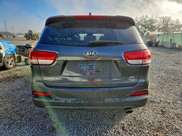 98630225 :رقم المزاد ، 5XYPG4A38HG321641 vin ، 2017 Kia Sorento مزاد بيع