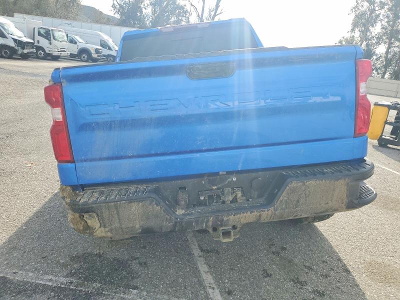 99843455 :رقم المزاد ، 3GCUKFEDXSG290952 vin ، 2025 Chevrolet Silverado مزاد بيع