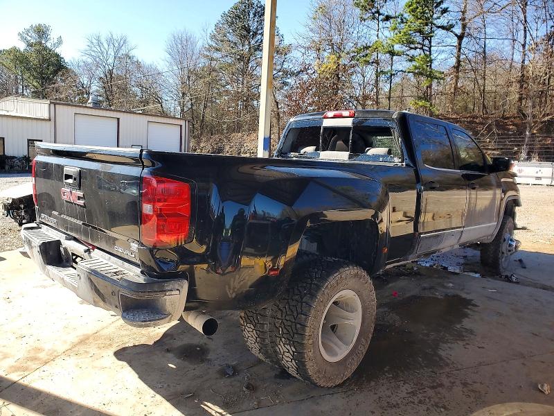72583785 :رقم المزاد ، 1GT42YEY6JF118433 vin ، 2018 Gmc Sierra مزاد بيع