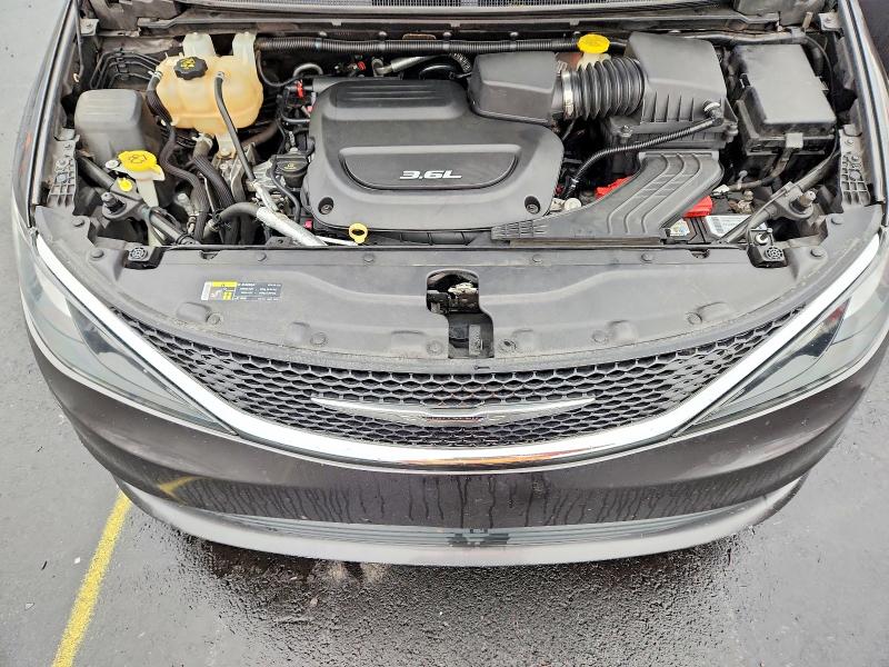Продаж на аукціоні авто 2017 Chrysler Pacifica, vin: 2C4RC1CG4HR683089, номер лоту: 98721725