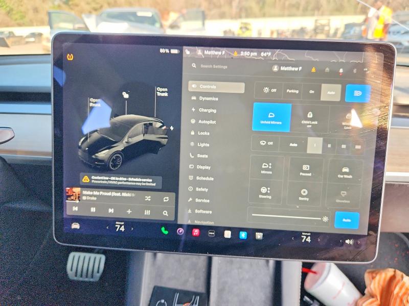 99788055 :رقم المزاد ، 7SAYGDEFXNF326676 vin ، 2022 Tesla Model Y مزاد بيع