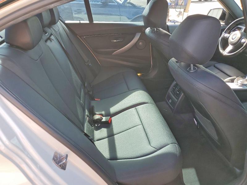2017 Bmw 330e მანქანა იყიდება აუქციონზე, vin: WBA8E1C39HA159358, აუქციონის ნომერი: 74702715