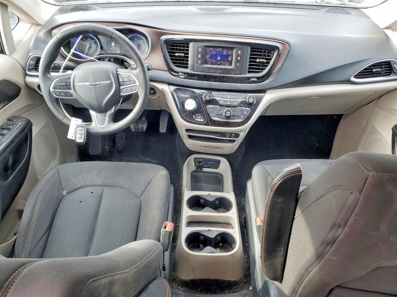 73707095 :رقم المزاد ، 2C4RC1CG1HR553724 vin ، 2017 Chrysler Pacifica مزاد بيع