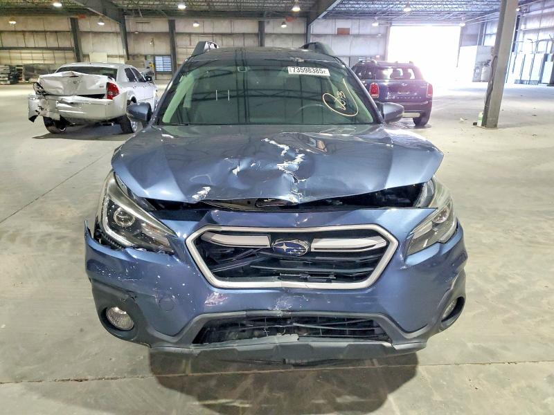 73598385 :رقم المزاد ، 4S4BSANC4J3201620 vin ، 2018 Subaru Outback مزاد بيع