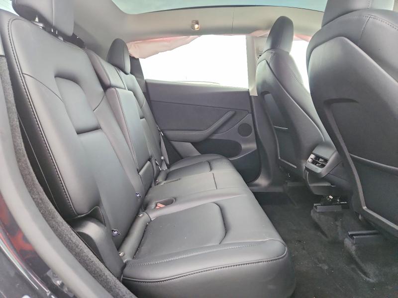 2025 Tesla Model Y მანქანა იყიდება აუქციონზე, vin: 7SAYGDED9SF272524, აუქციონის ნომერი: 98174265