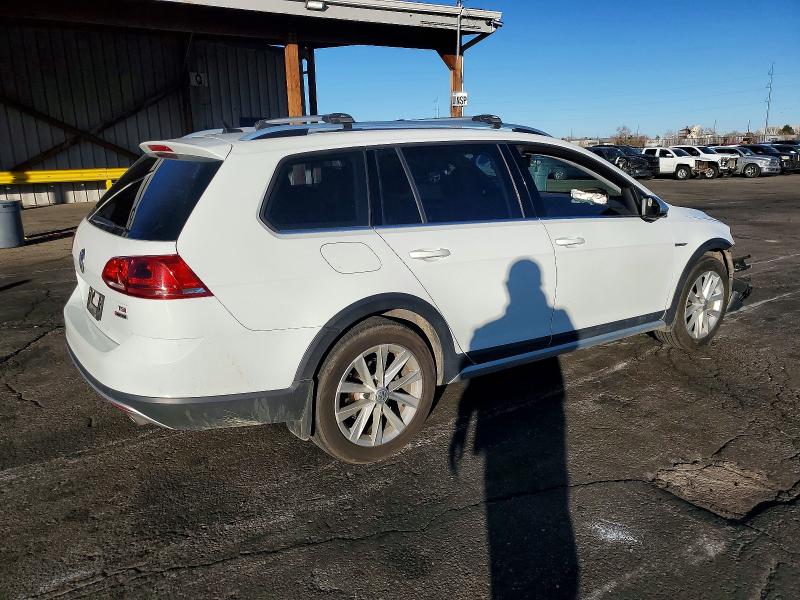 99859695 :رقم المزاد ، 3VWM17AU2HM526936 vin ، 2017 Volkswagen Golf Alltr مزاد بيع