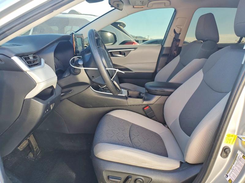 74492415 :رقم المزاد ، 2T3W1RFV0MW110773 vin ، 2021 Toyota Rav4 مزاد بيع