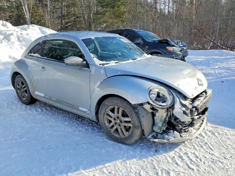 73046495 :رقم المزاد ، 3VWJX7ATXCM602663 vin ، 2012 Volkswagen Beetle مزاد بيع