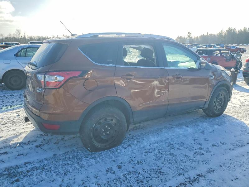 Продажа на аукционе авто 2017 Ford Escape, vin: 1FMCU9J93HUE40572, номер лота: 99756695