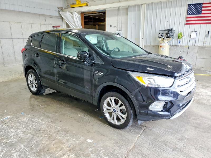 72894635 :رقم المزاد ، 1FMCU9GD2KUB38435 vin ، 2019 Ford Escape Se مزاد بيع