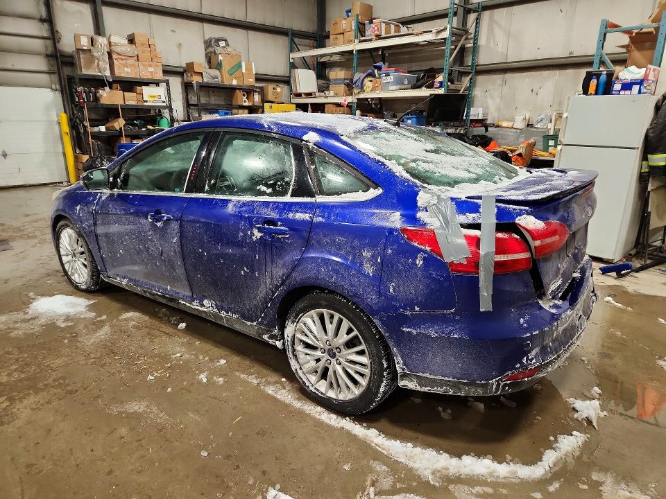 74442705 :رقم المزاد ، 1FADP3J29FL371685 vin ، 2015 Ford Focus مزاد بيع