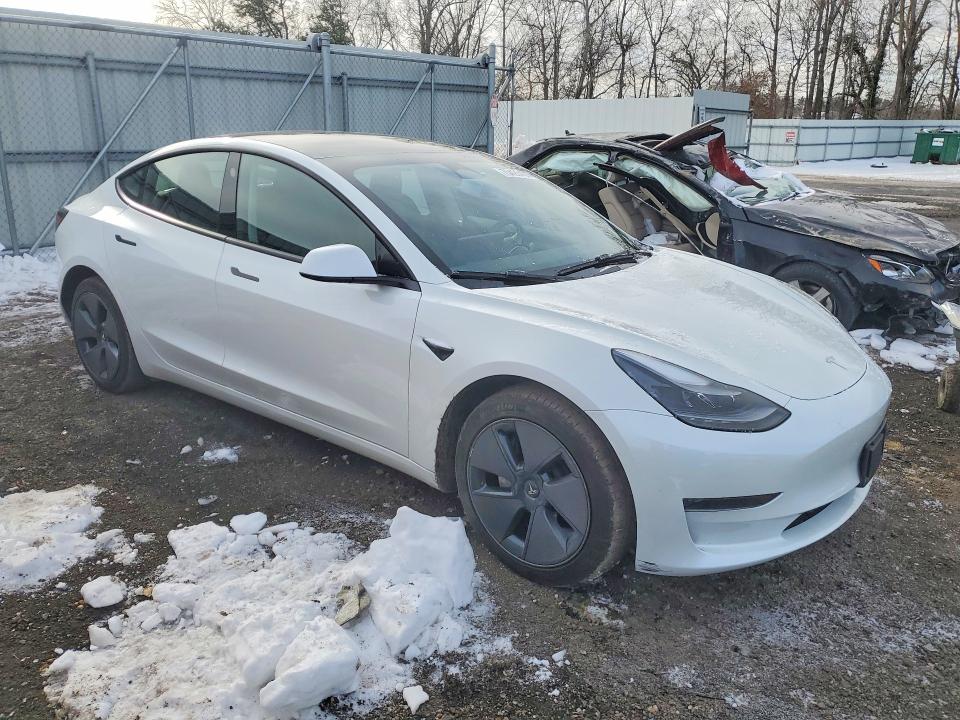 75425405 :رقم المزاد ، 5YJ3E1EAXPF599037 vin ، 2023 Tesla Model 3 مزاد بيع