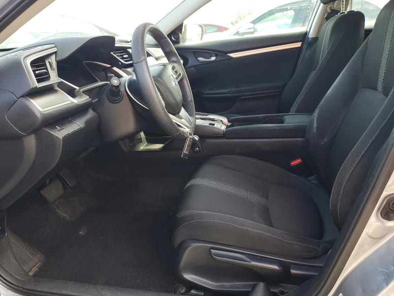 98045155 :رقم المزاد ، 19XFC2F76JE029657 vin ، 2018 Honda Civic مزاد بيع