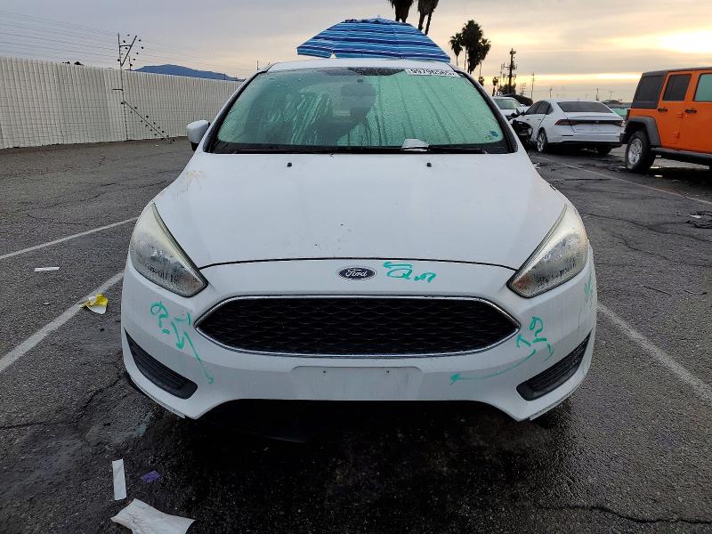 99796565 :رقم المزاد ، 1FADP3F22FL307755 vin ، 2015 Ford Focus Se مزاد بيع