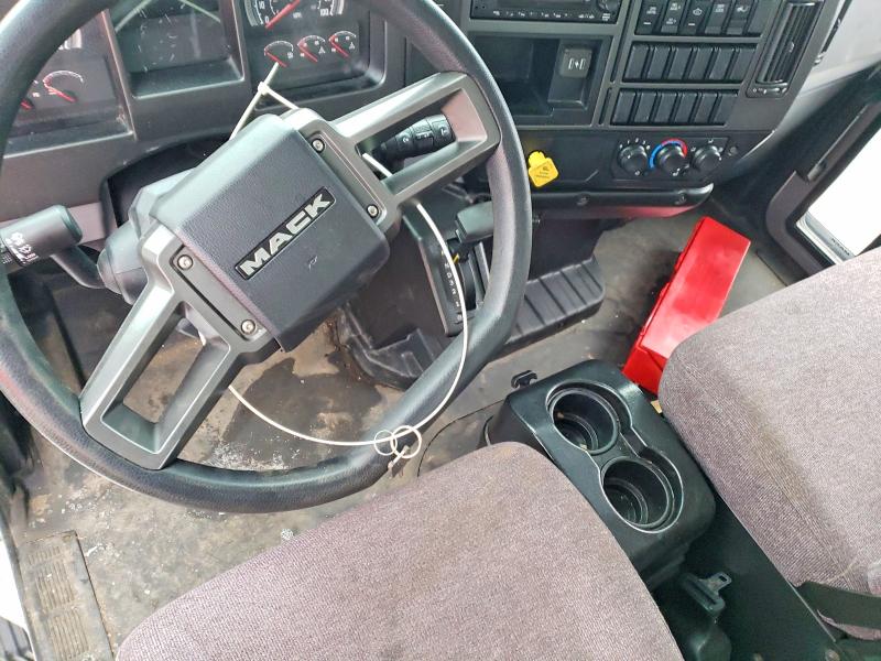 Продажа на аукционе авто 2022 Mack Md, vin: 1M2MDBAA0NS003707, номер лота: 73047755