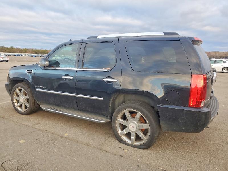 99057815 :رقم المزاد ، 1GYFK63808R225593 vin ، 2008 Cadillac Escalade مزاد بيع