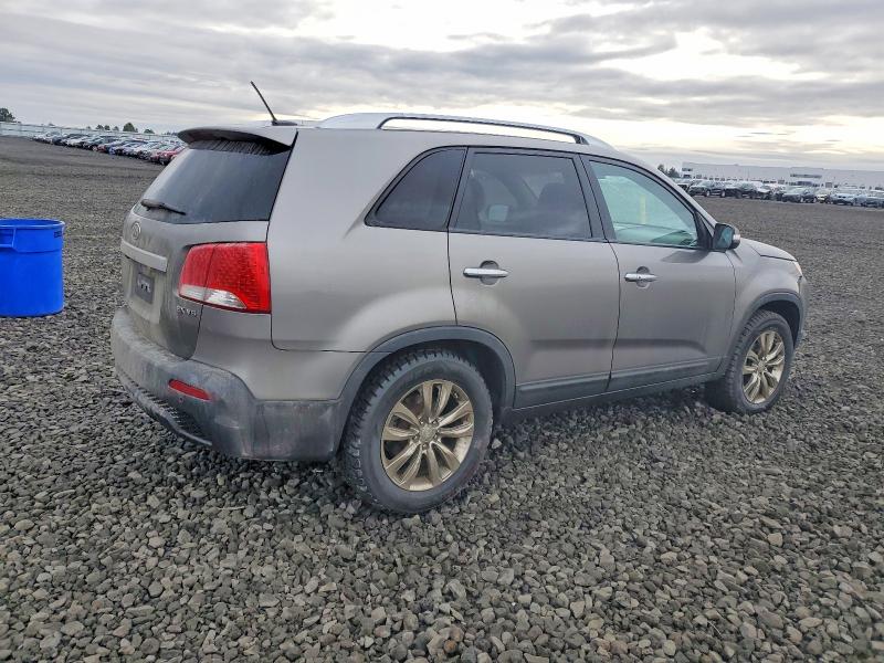 2011 Kia Sorento მანქანა იყიდება აუქციონზე, vin: 5XYKU4A25BG145200, აუქციონის ნომერი: 75355625