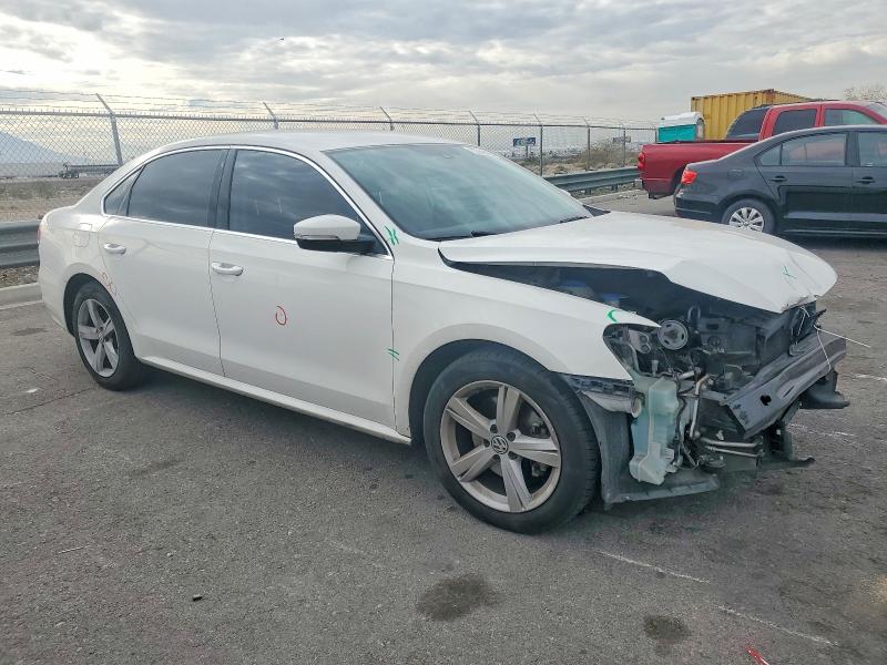 Продажа на аукционе авто 2014 Volkswagen Passat, vin: 1VWBP7A38EC015337, номер лота: 73542125