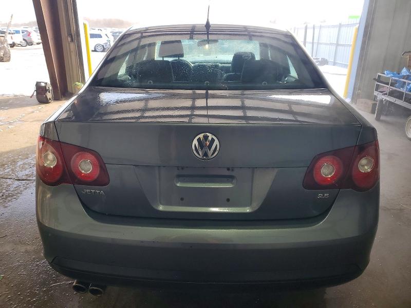 73031675 :رقم المزاد ، 3VWJM71K98M194731 vin ، 2008 Volkswagen Jetta مزاد بيع