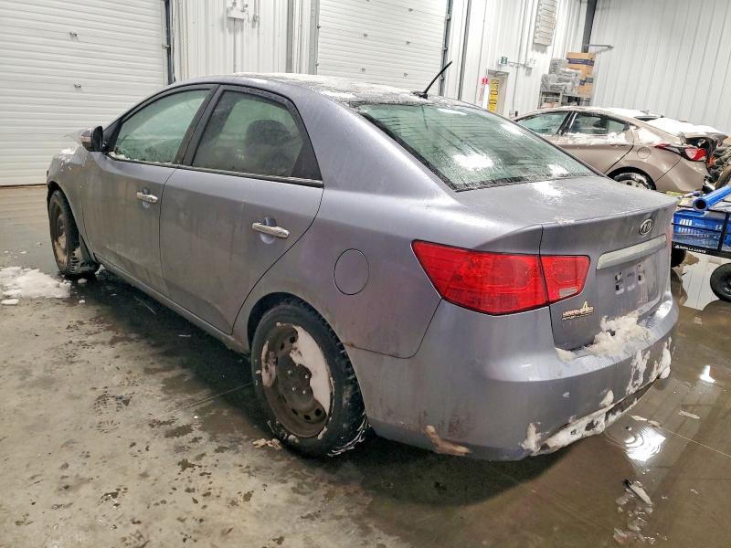 2010 Kia Forte მანქანა იყიდება აუქციონზე, vin: KNAFW4A37A5268747, აუქციონის ნომერი: 72955065