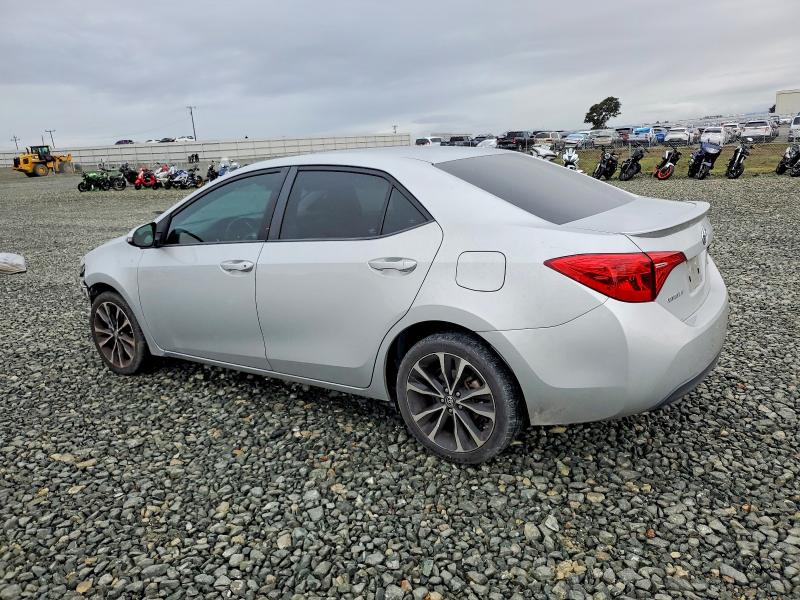 98267475 :رقم المزاد ، 5YFBURHE4HP717066 vin ، 2017 Toyota Corolla مزاد بيع
