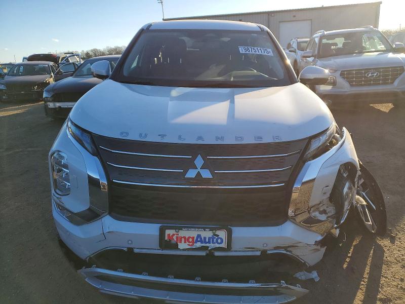 Продаж на аукціоні авто 2022 Mitsubishi Outlander, vin: JA4J4UA85NZ020682, номер лоту: 98751175