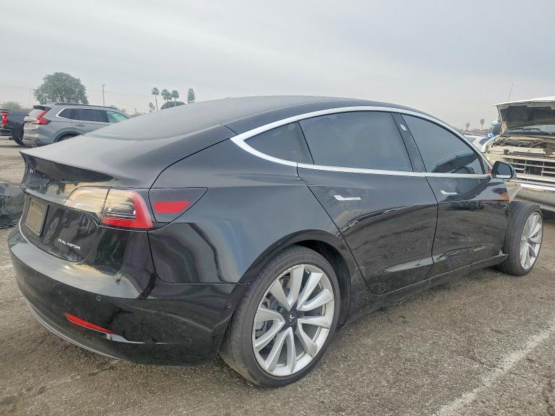 72332625 :رقم المزاد ، 5YJ3E1EB3LF806970 vin ، 2020 Tesla Model 3 مزاد بيع