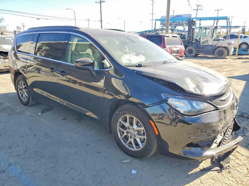 72491655 :رقم المزاد ، 2C4RC1DG7MR570391 vin ، 2021 Chrysler Voyager مزاد بيع
