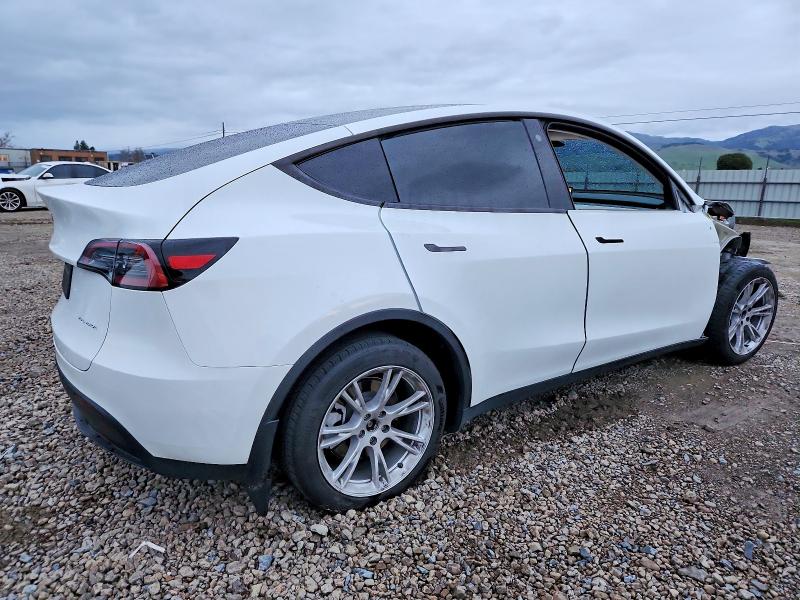 98970015 :رقم المزاد ، 7SAYGDEE0PF739863 vin ، 2023 Tesla Model Y مزاد بيع