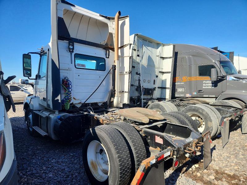 2012 Volvo Vn Vnl მანქანა იყიდება აუქციონზე, vin: 4V4N19EH2CN549507, აუქციონის ნომერი: 93030885