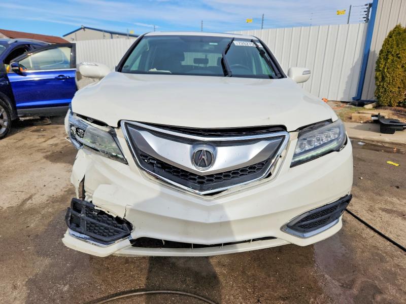 72627555 :رقم المزاد ، 5J8TB3H30JL013906 vin ، 2018 Acura Rdx مزاد بيع