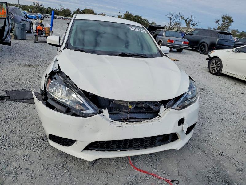 95983135 :رقم المزاد ، 3N1AB7AP7KY236157 vin ، 2019 Nissan Sentra مزاد بيع