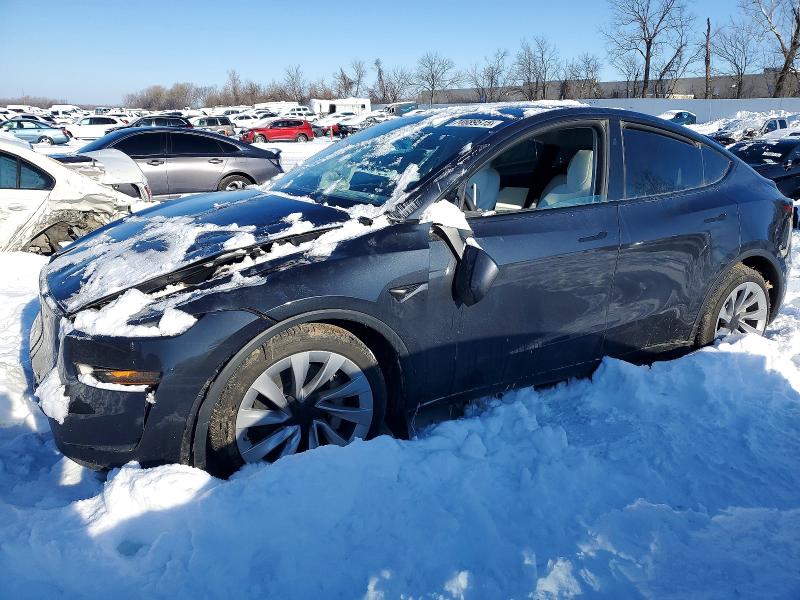 74689515 :رقم المزاد ، 7SAYGDEE9TF348785 vin ، 2026 Tesla Model Y مزاد بيع