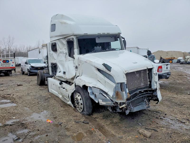 Aukcja sprzedaży 2021 Volvo Vnl, vin: 4V4NC9EH8MN281350, numer aukcji: 99283505