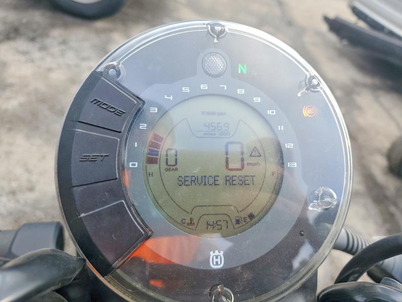 Продаж на аукціоні авто 2023 Husqvarna Vitpilen 401/svartpilen 401, vin: MD2JUJ403PC227145, номер лоту: 98449835