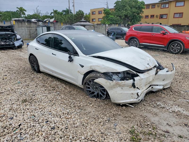 Продажа на аукционе авто 2024 Tesla Model 3, vin: 5YJ3E1EA9RF745463, номер лота: 72853995