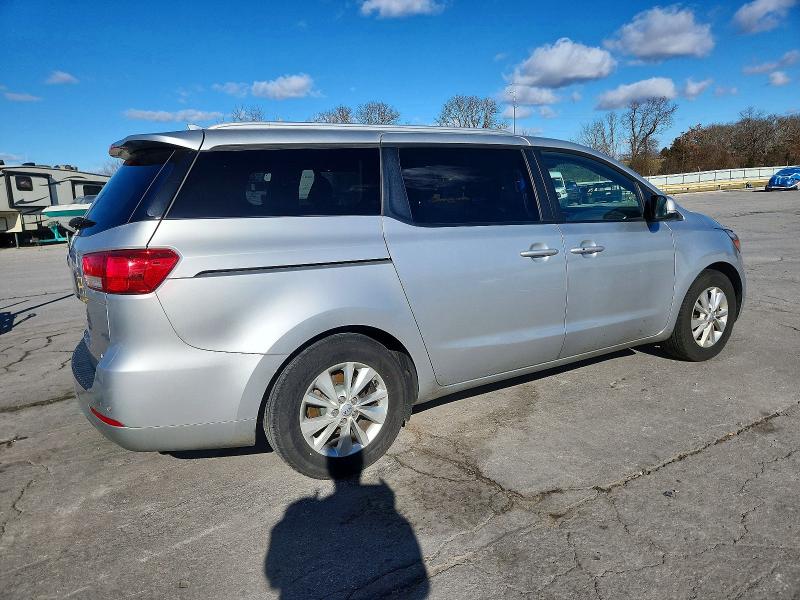 72941225 :رقم المزاد ، KNDMB5C18H6229483 vin ، 2017 Kia Sedona مزاد بيع