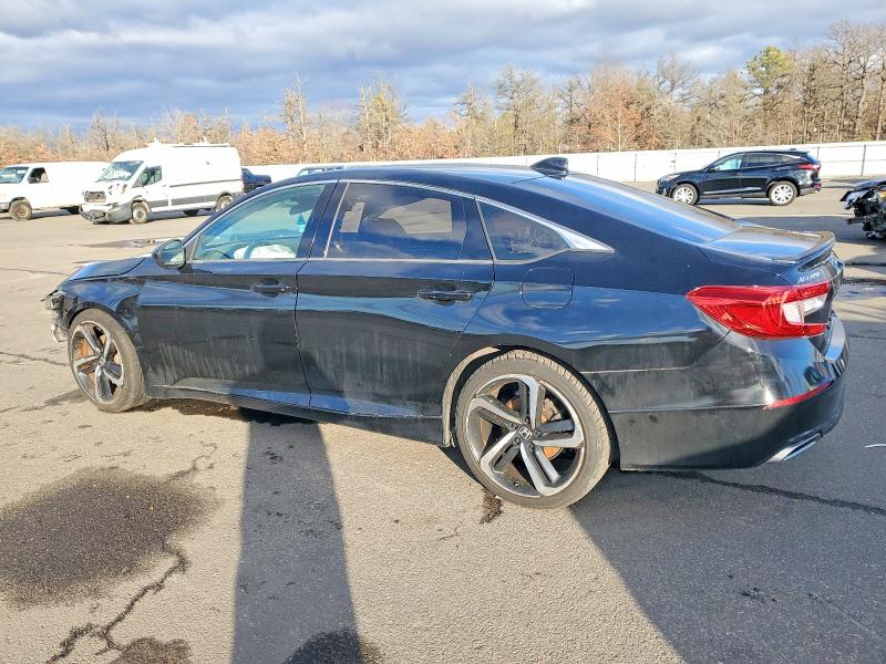 Auction sale of the 2019 Honda Accord, vin: 1HGCV1F33KA126261, lot number: 72348745