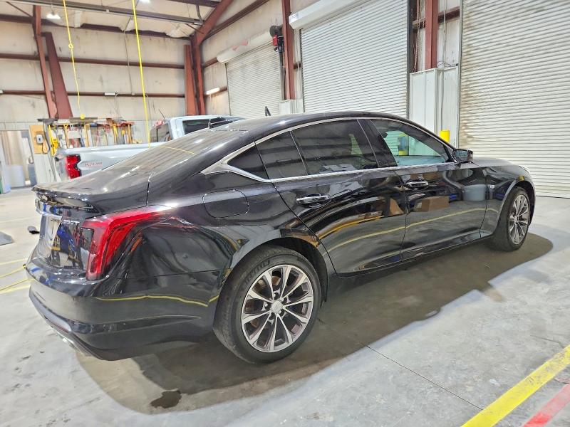 96832065 :رقم المزاد ، 1G6DT5RK0N0100040 vin ، 2022 Cadillac Ct5 مزاد بيع