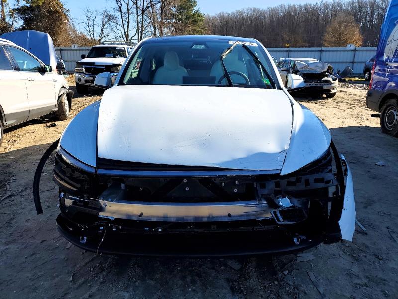 98376035 :رقم المزاد ، 7SAYGDED6TF433493 vin ، 2026 Tesla Model Y مزاد بيع